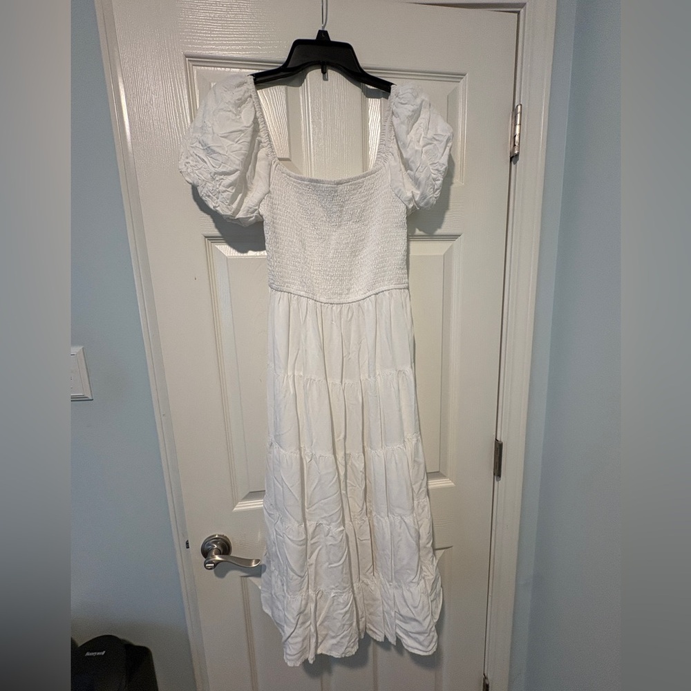 White Puff Sleeve Dress
